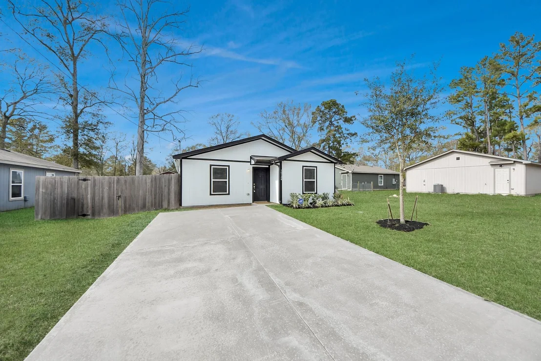 Photo of 16124 Brettwood Lane