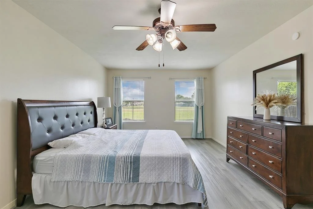 Photo of 4618 Plum Forest Road