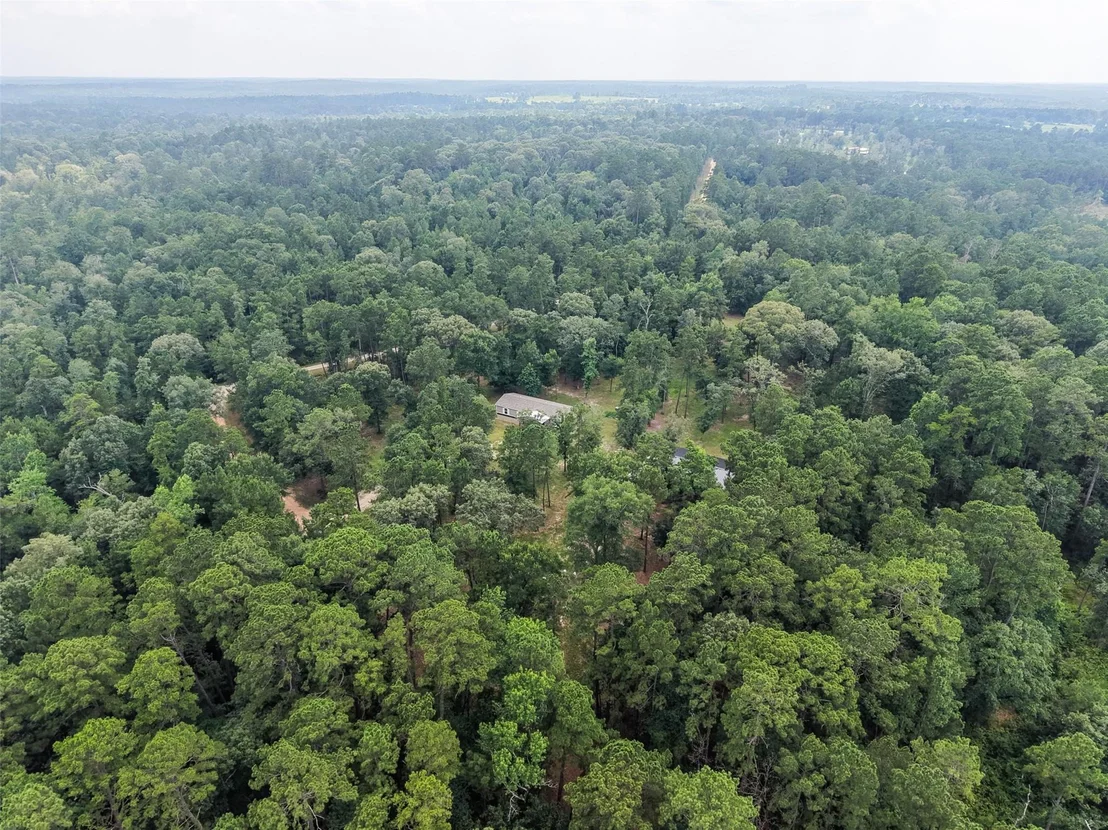 Photo of 577 Winding River Road