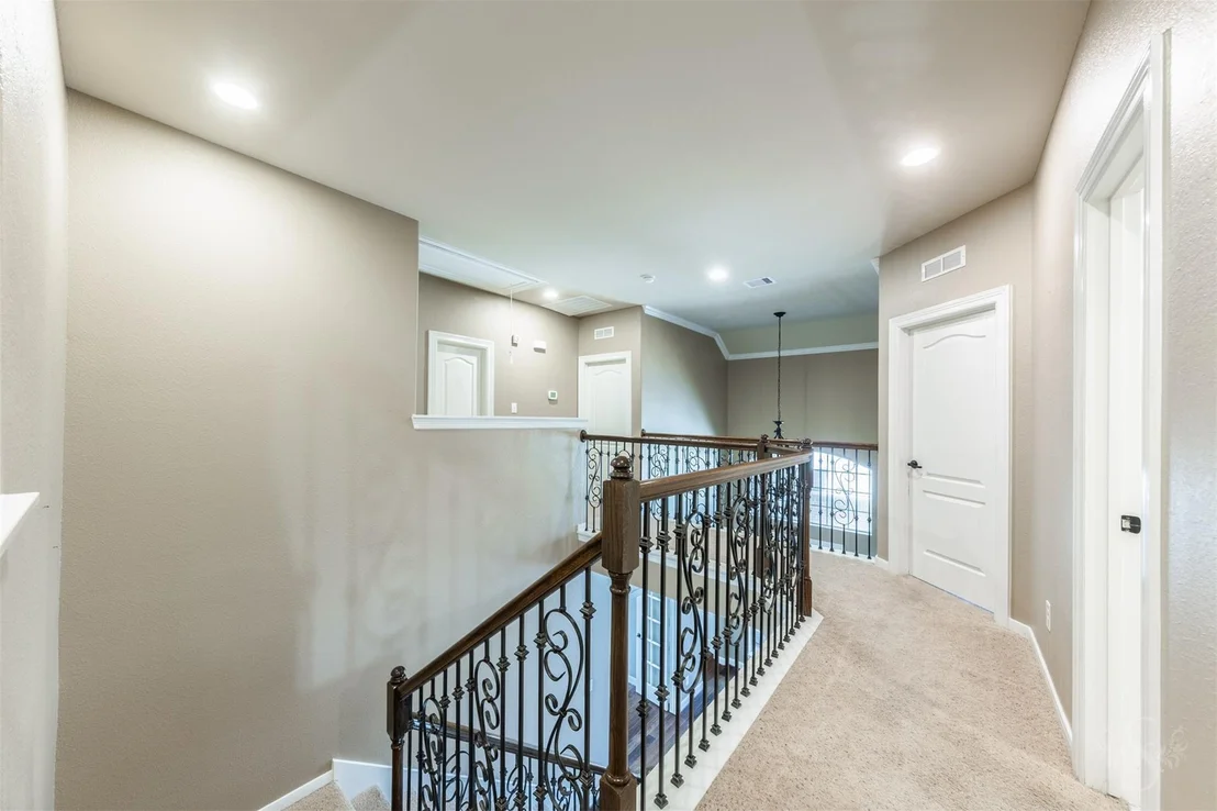 Photo of 28003 Nobbe Hollow Drive