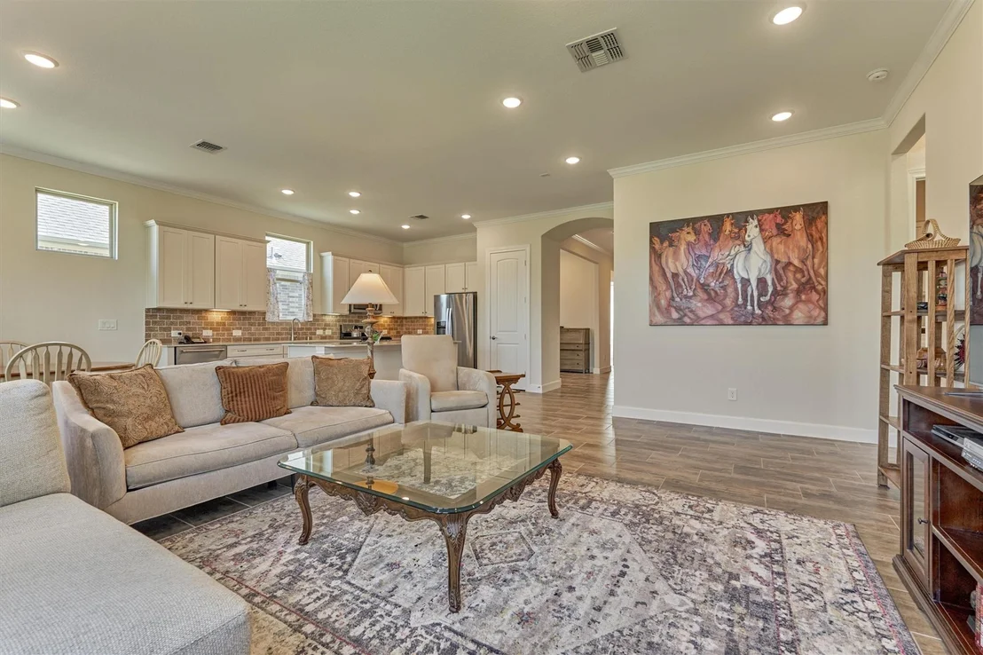 Photo of 132 Chestnut Bay