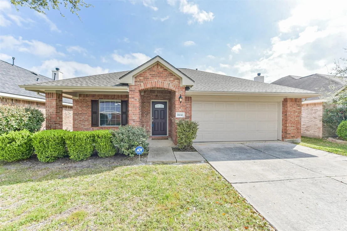 Photo of 18110 Tabor Brook Drive
