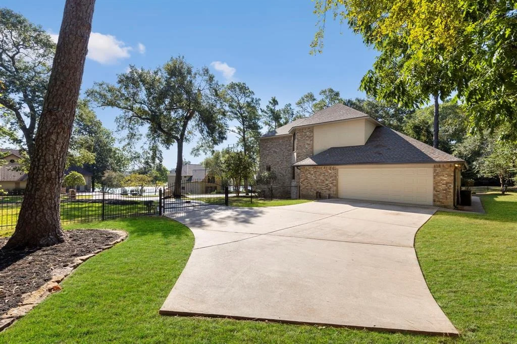 Photo of 13413 Northshore Drive