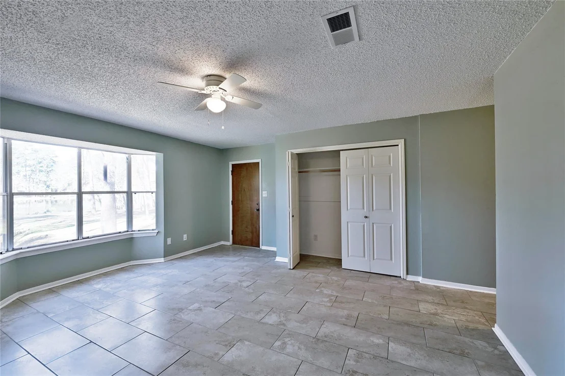 Photo of 15823 Stagecoach Road