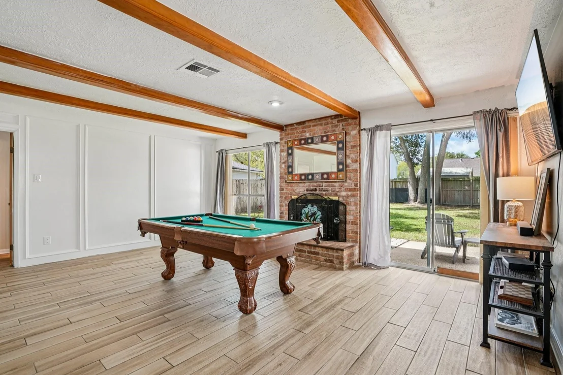 Photo of 207 Lochnell Drive
