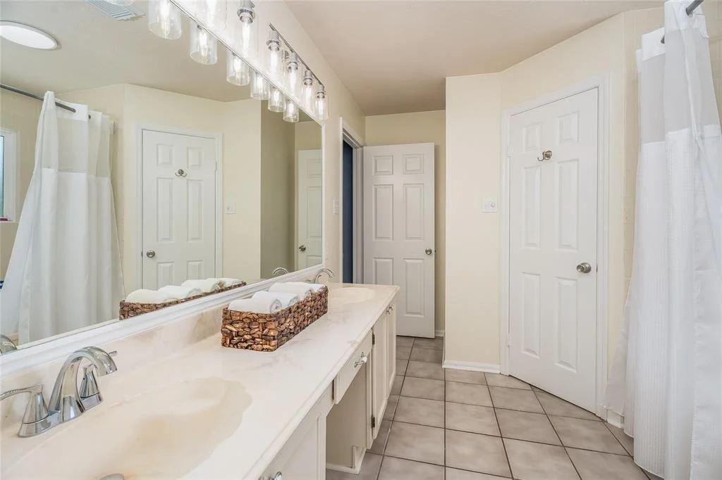Photo of 2641 Sawyer Drive