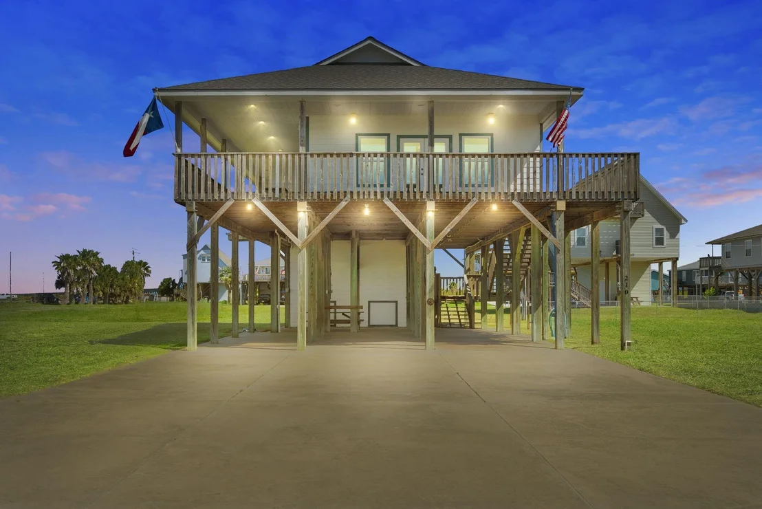 Photo of 210 Fathom Drive
