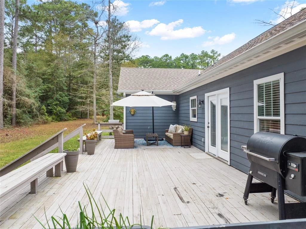 Photo of 180 Breezeway Drive