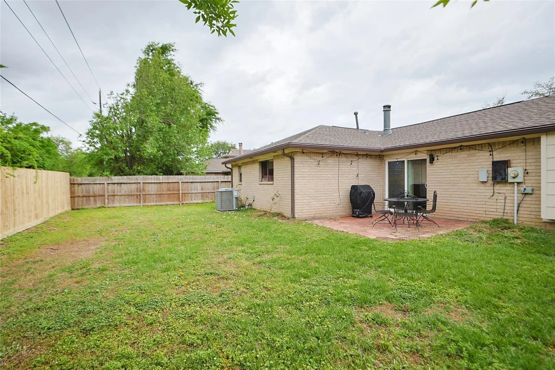 Photo of 9719 Orangevale Drive