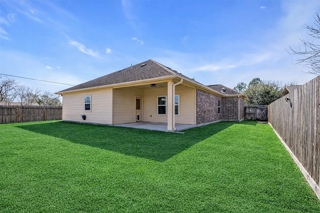 Photo of 323 Texas Avenue