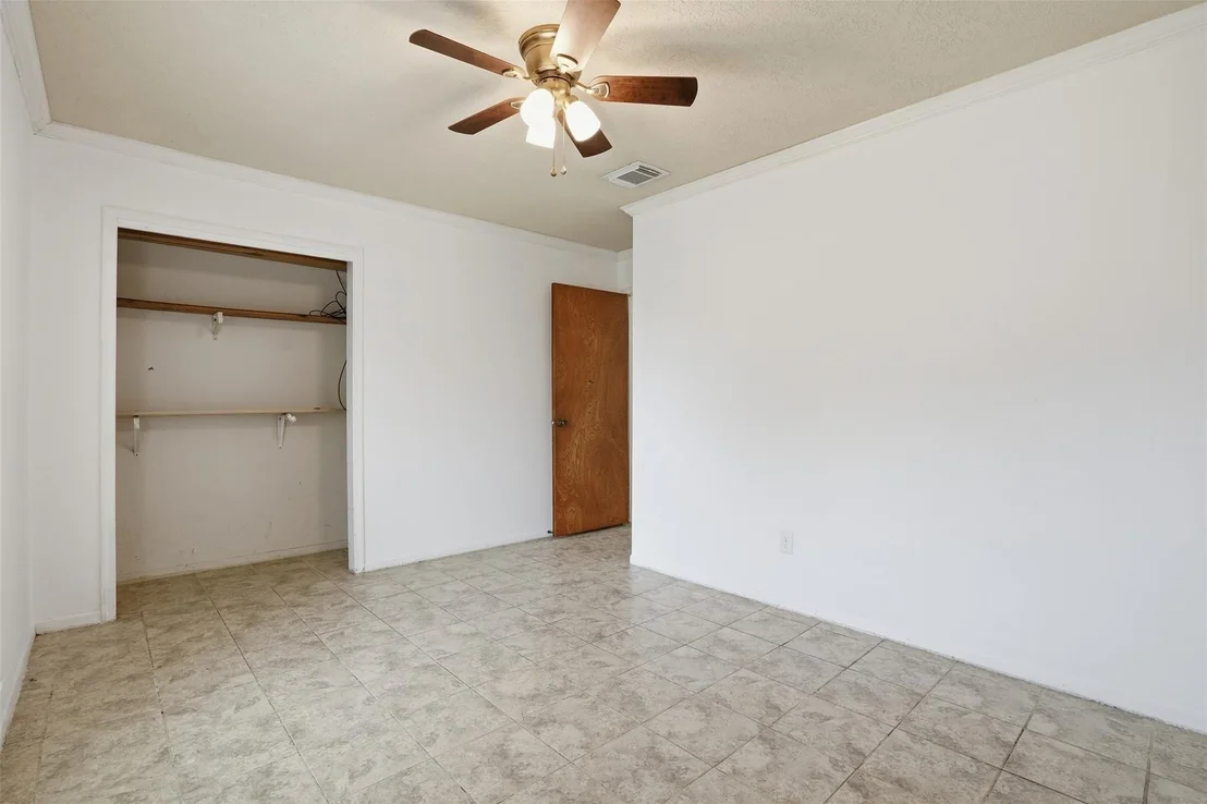 Photo of 2605 Burke Road
