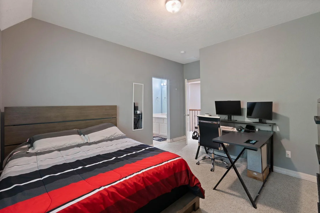 Photo of 9050 Forest Cliff Court