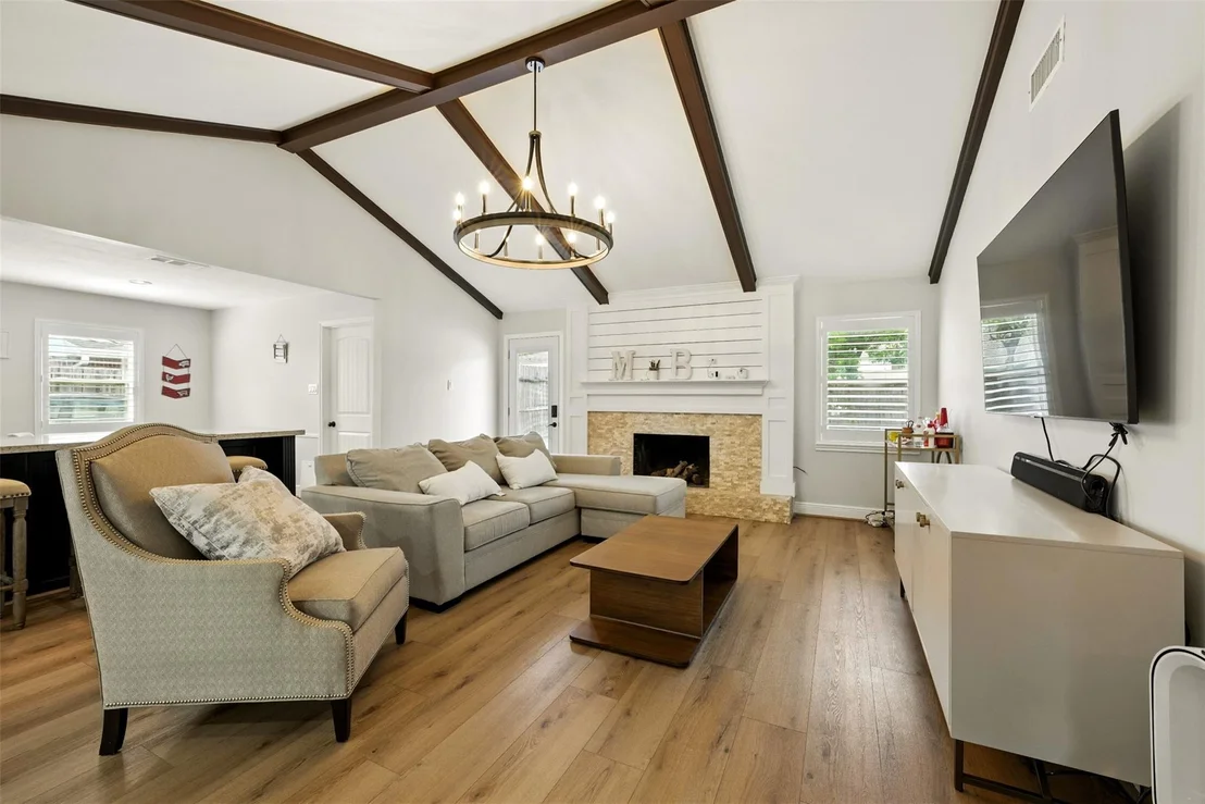 Photo of 10718 Chevy Chase Drive