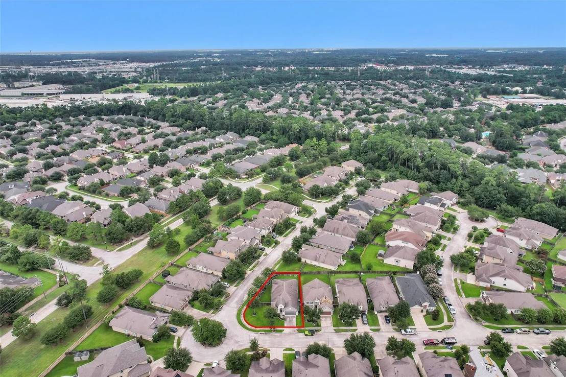 Photo of 7411 Lynnbrook Falls Lane