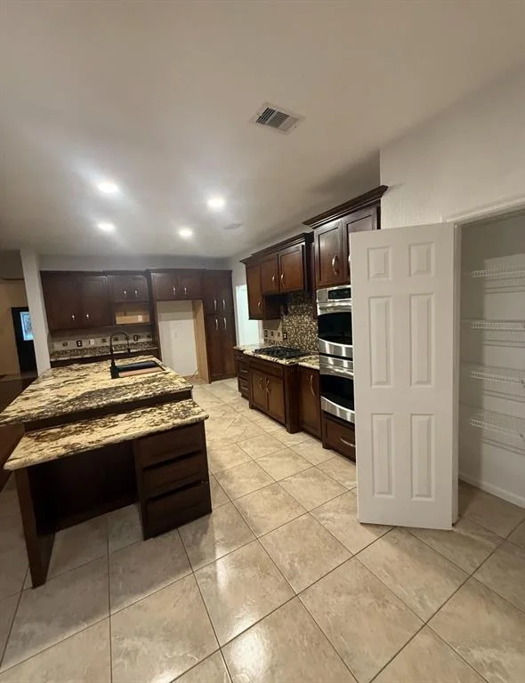 Photo of 4108 Summer Ln
