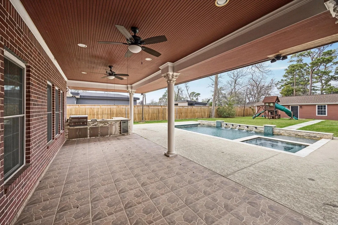 Photo of 9206 Westview Drive