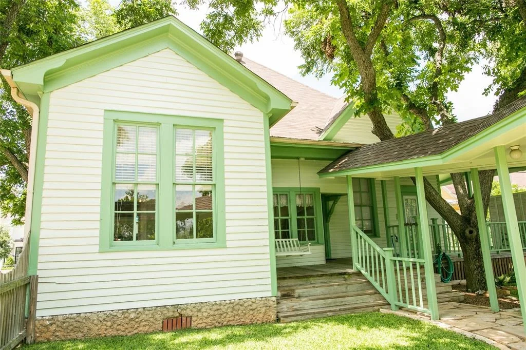 Photo of 604 Sycamore Street
