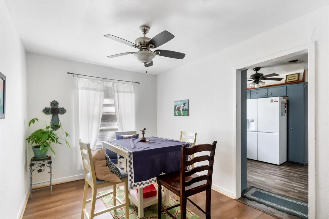Photo of 305 Cherry Creek Road