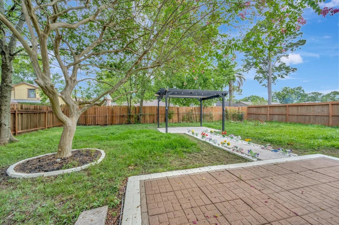 Photo of 910 Beachcomber Lane