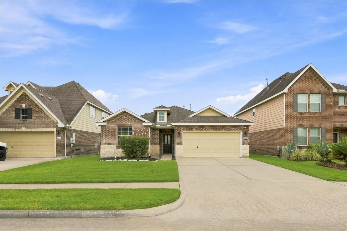 Photo of 4601 Meadow Way Drive