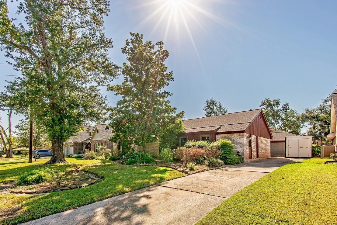 Photo of 2310 Brooktree Drive