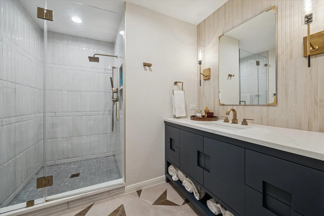 Photo of 2811 Autumn Lake Drive