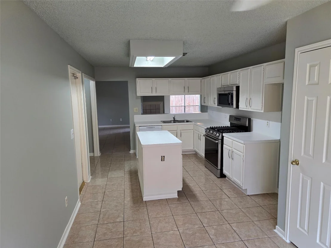Photo of 1703 Clear Valley Drive