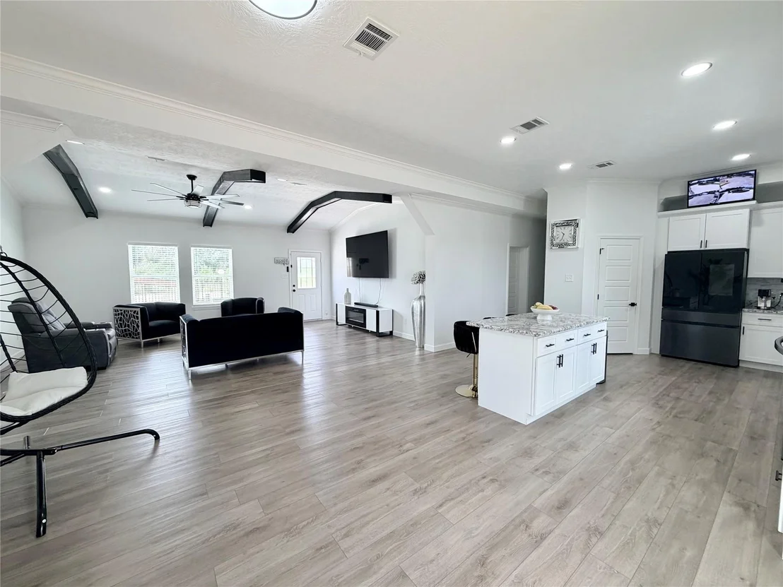 Photo of 2379 Road 5838