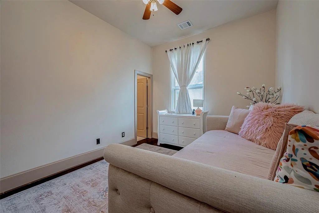 Photo of 2807 Chartres Street Street