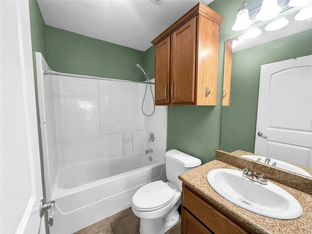 Photo of 191 Golfview Drive N