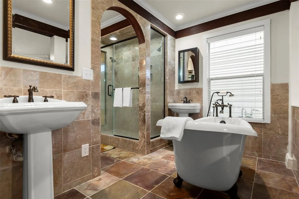 Photo of 21815 Grassy Hill Lane
