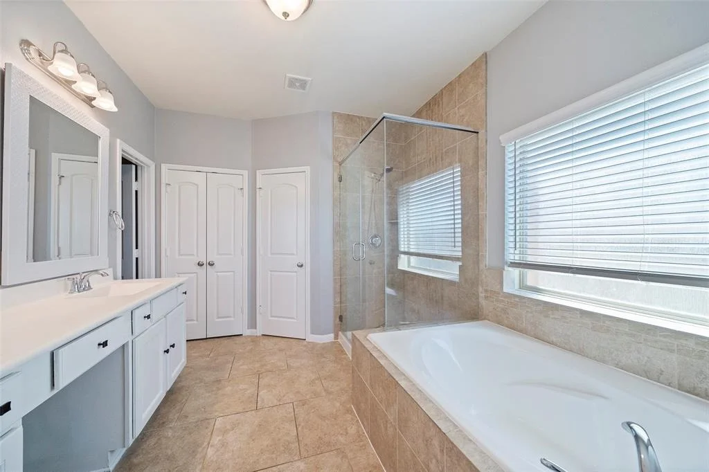 Photo of 114 Covington Court