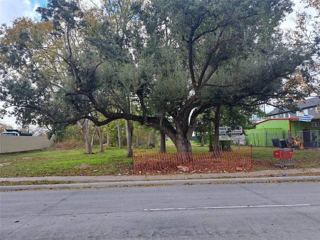 Photo of 8524 Scott Street