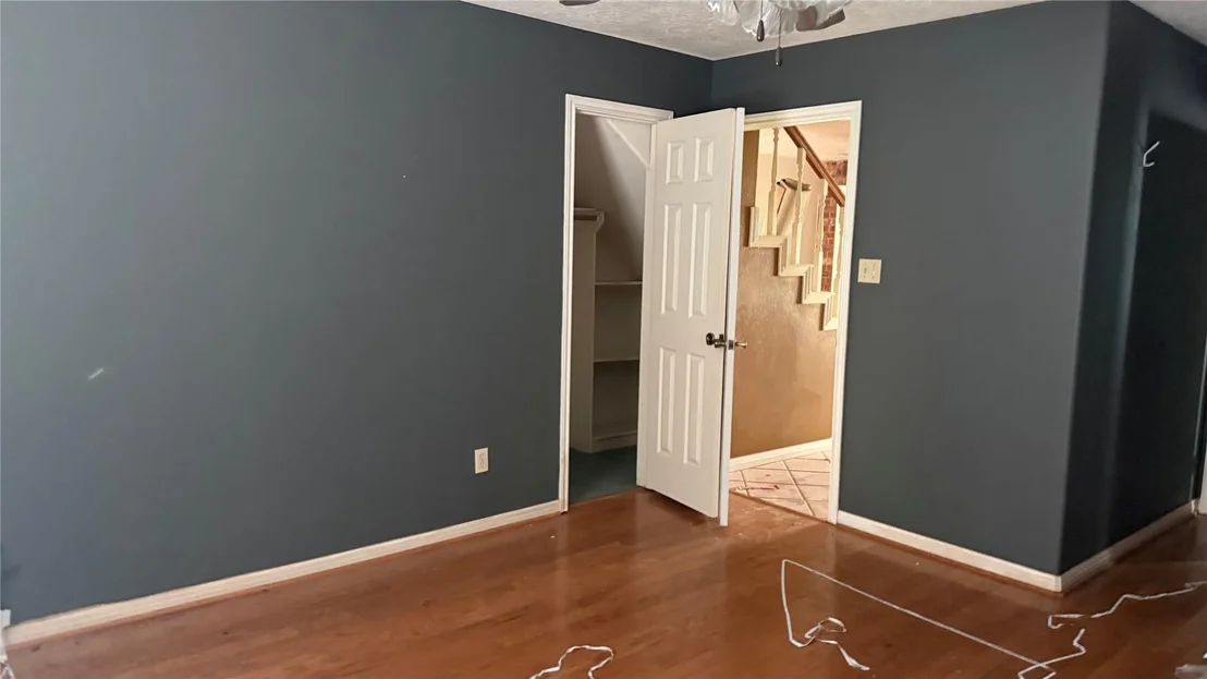 Photo of 5934 Deerwood Drive