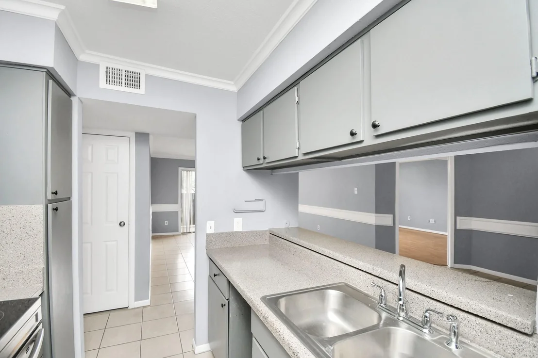Photo of Unit 21 at 3065 Walnut Bend Lane