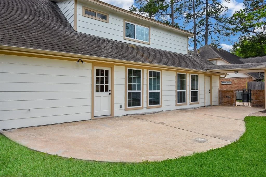 Photo of 12002 Oakcroft Drive