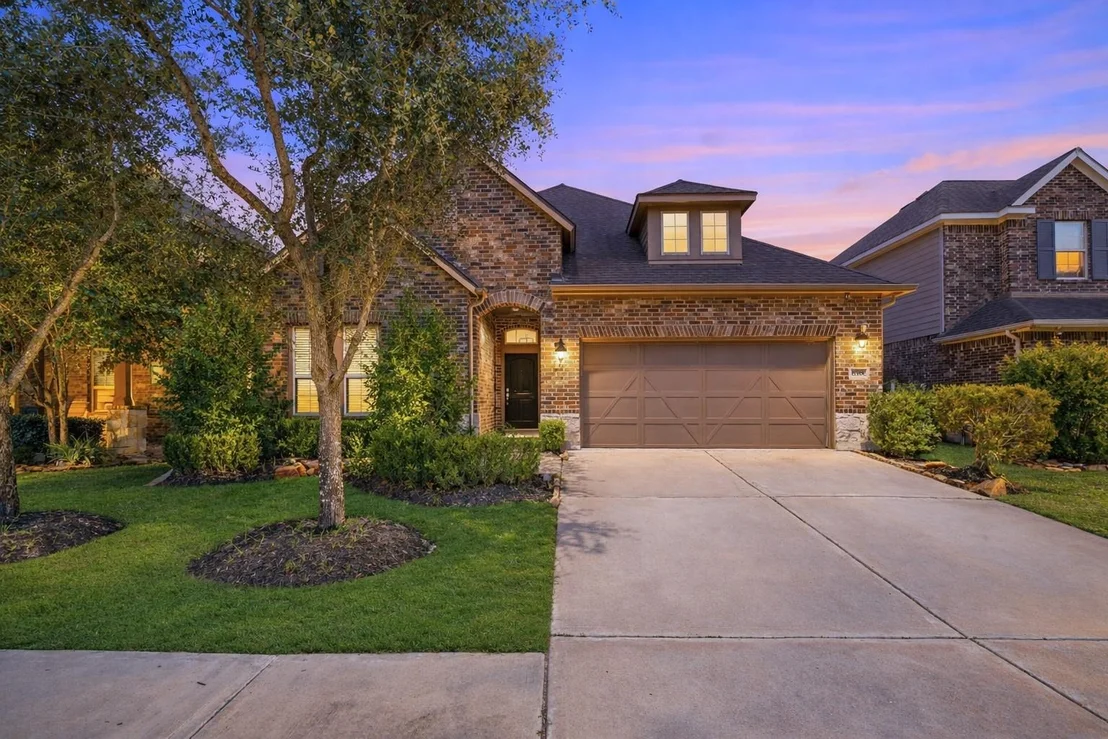 Photo of 6318 Wolf Run Drive