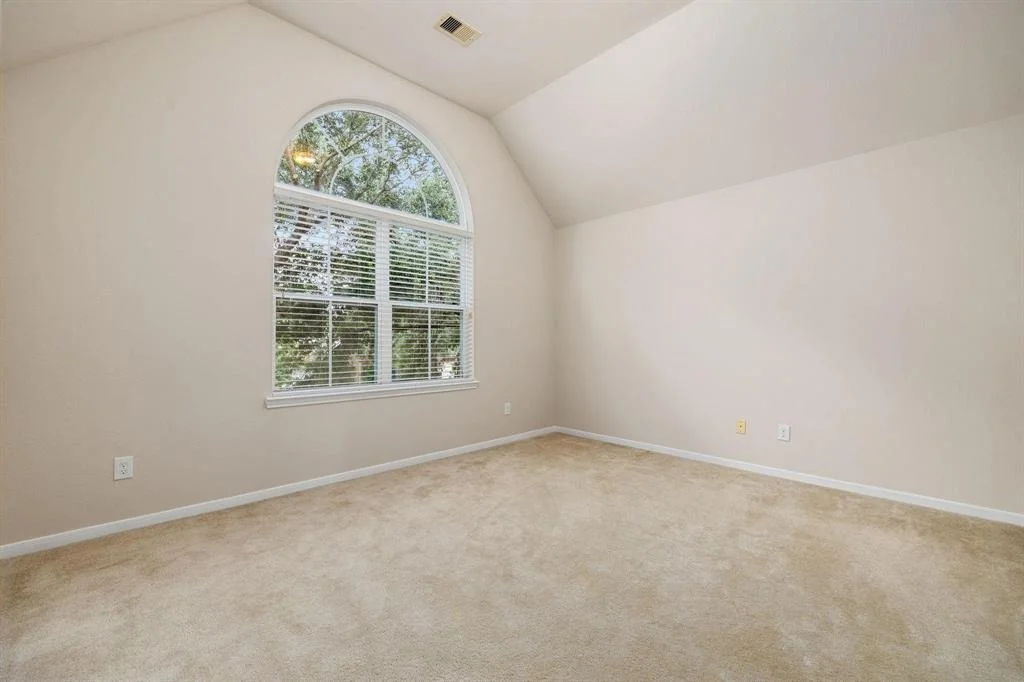 Photo of 2935 Red Oak Leaf Trl