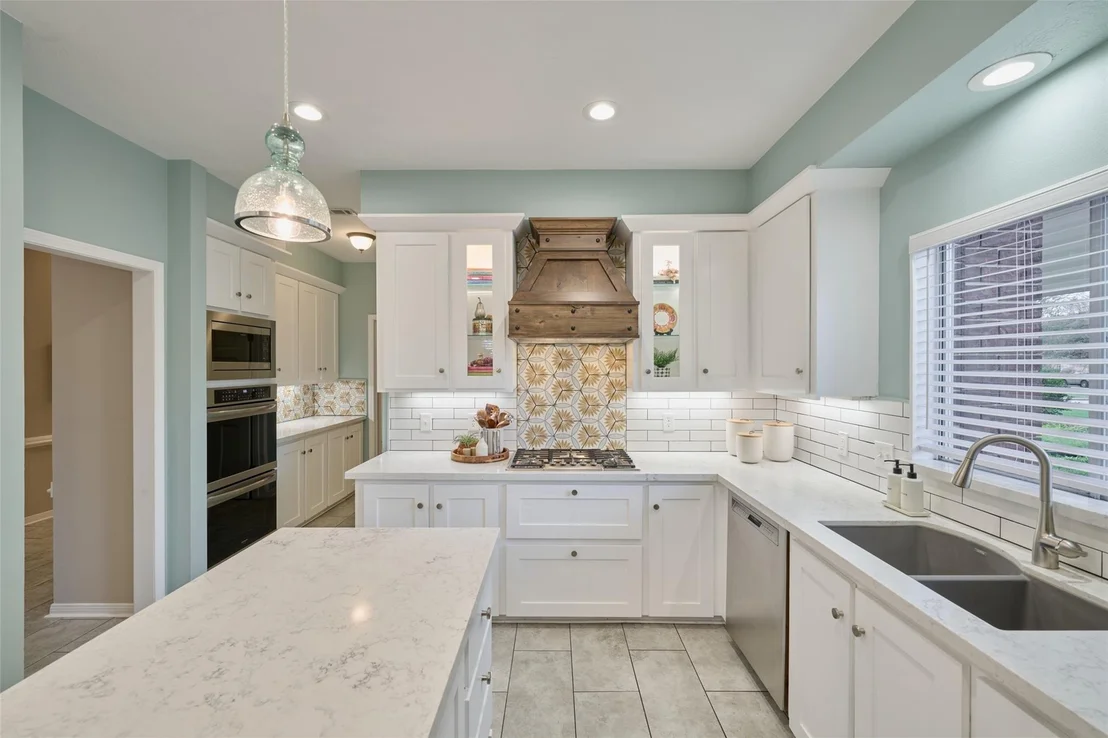 Photo of 6107 Sandypine Drive