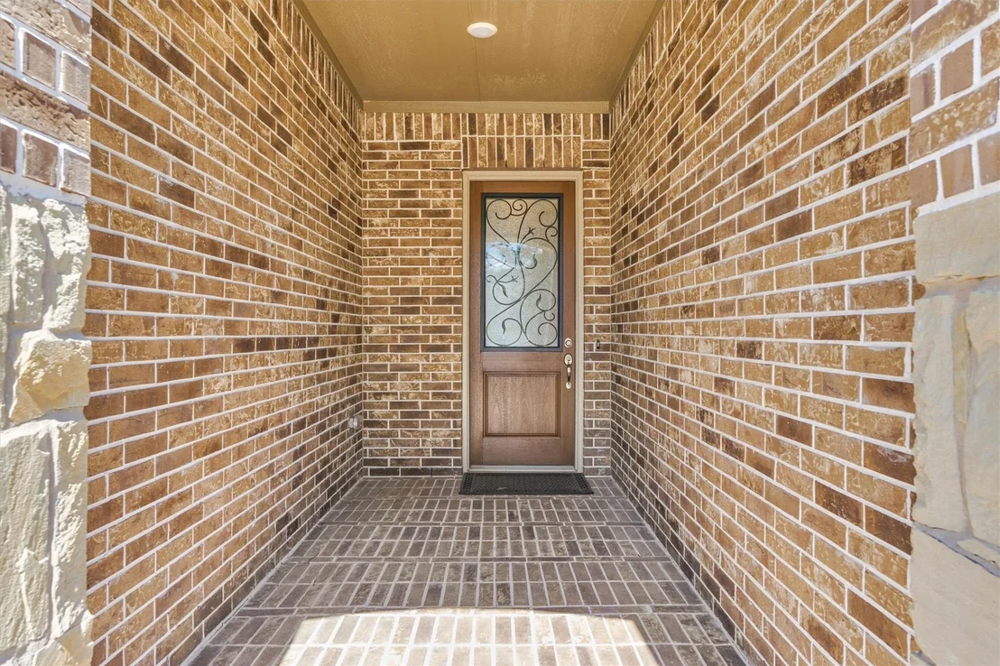Photo of 132 Chestnut Bay