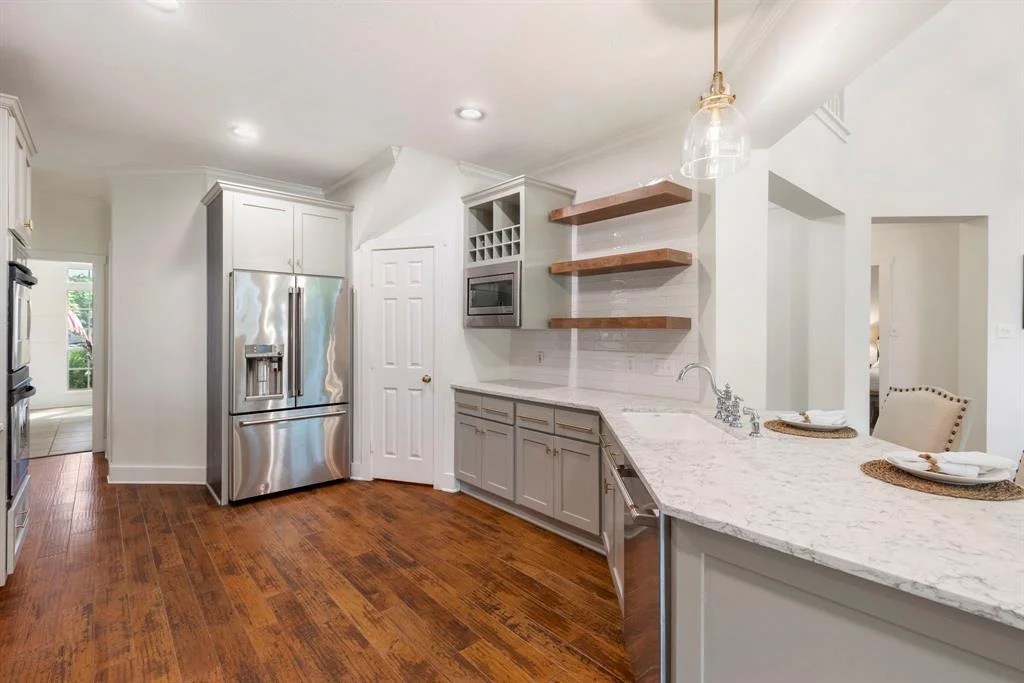 Photo of 174 N Hazelcrest Circle