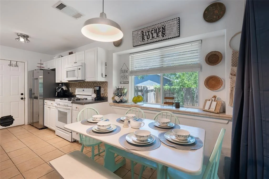 Photo of 600 Erin Circle