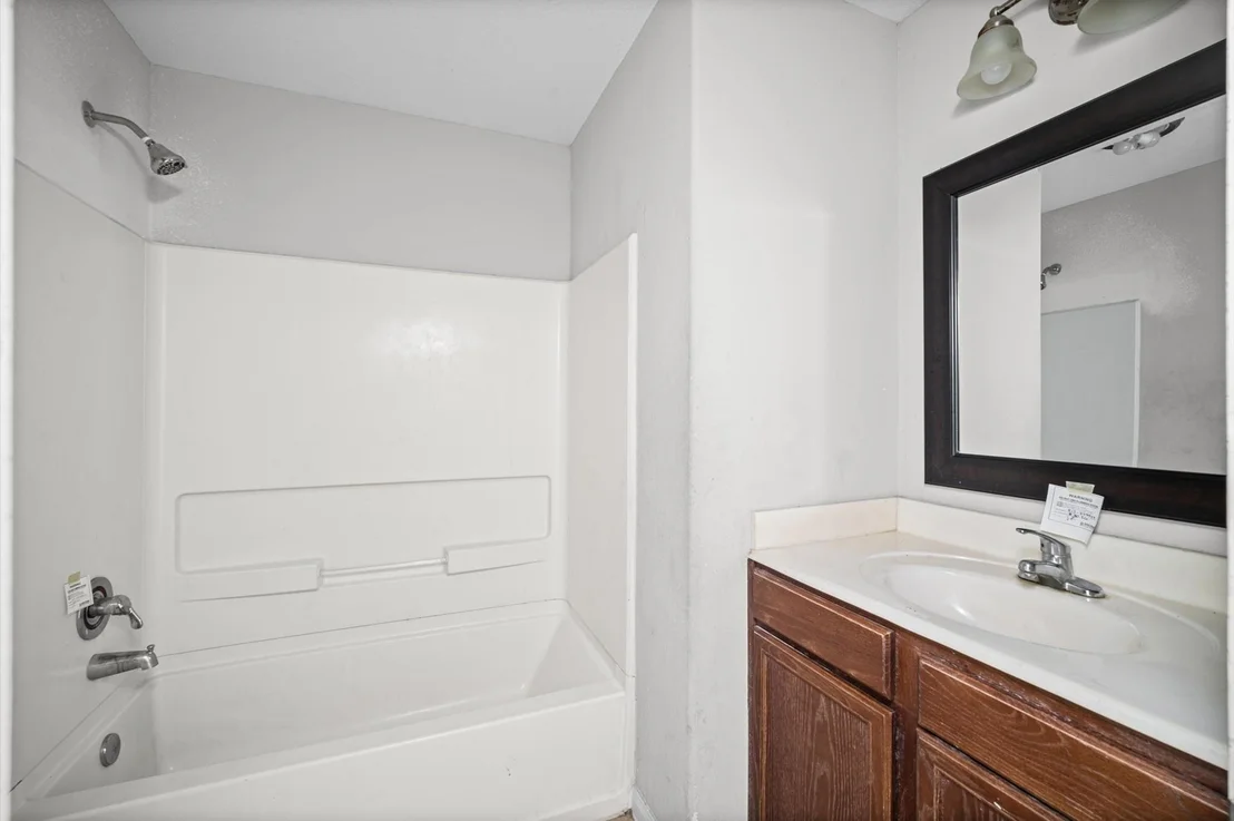 Photo of 907 Marigold Road