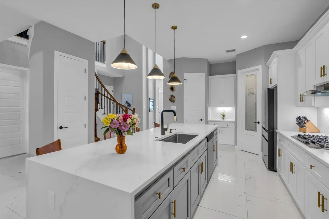 Photo of 225 Blue Hill Drive