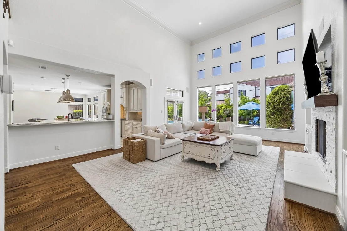 Photo of 7827 Brykerwoods Drive