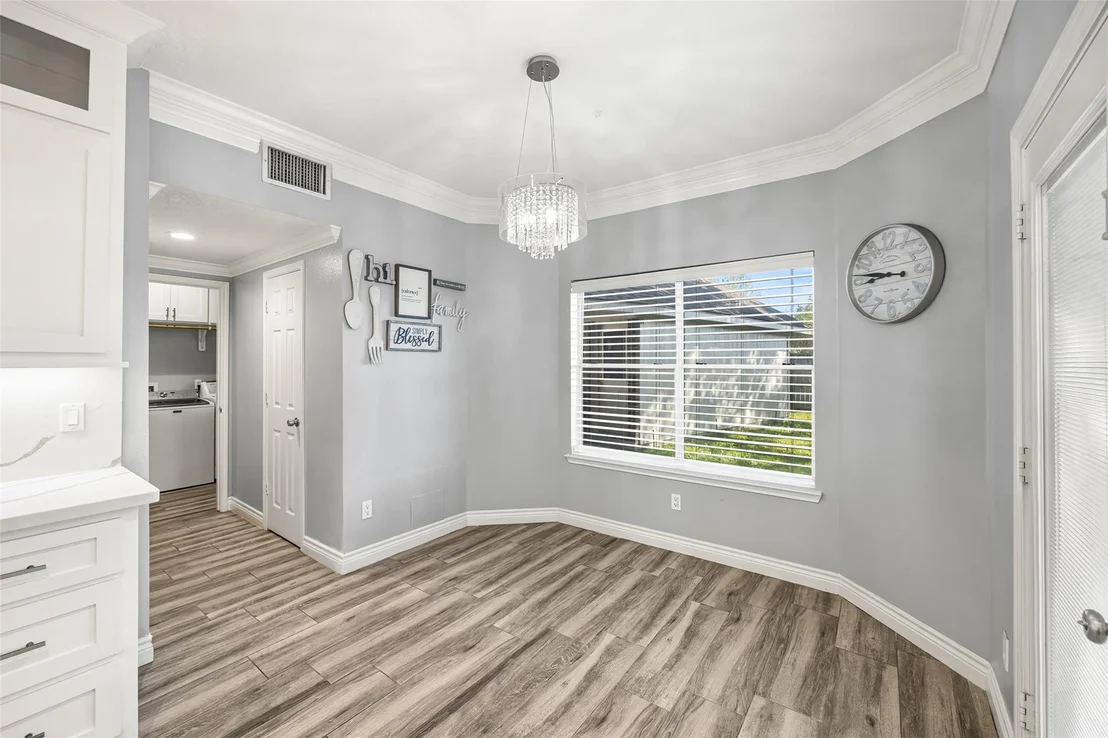 Photo of 6822 Kemper Drive