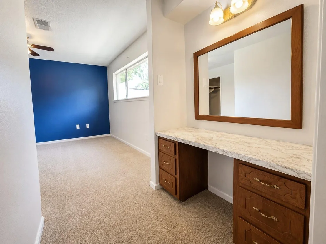 Photo of 1215 Briar Lane