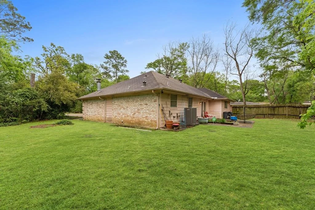 Photo of 17907 Wild Oak Drive