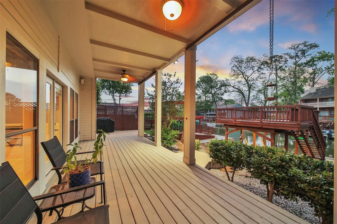 Photo of 734 Lake View Drive