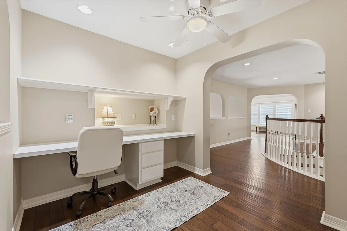 Photo of 10111 Earlington Manor Drive
